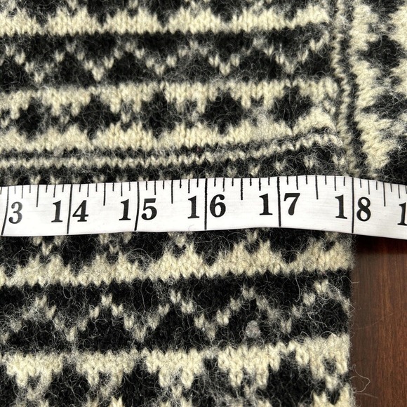 Vtg L.L. Bean Wool Blend Nordic fair isle Cardigan Silver‎ Buttons Sz XS USA - Picture 5 of 7